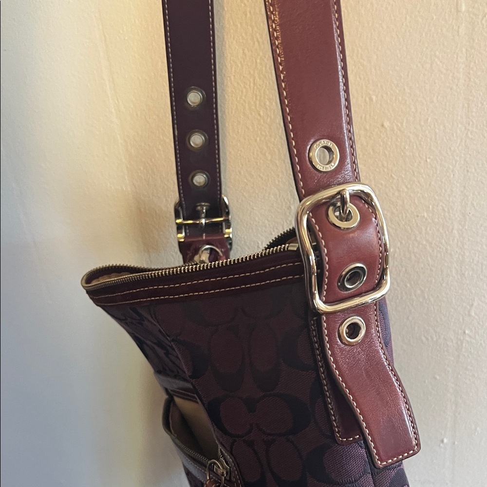 Coach vintage signature Jaguard and suede zip top - Picture 8 of 12
